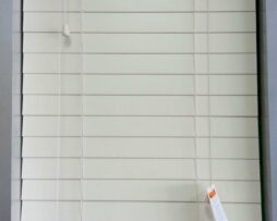 Alabaster Shutter look PVC Venetien Blind 63mm Alabaster Shutter look PVC Venetien Blind 63mm