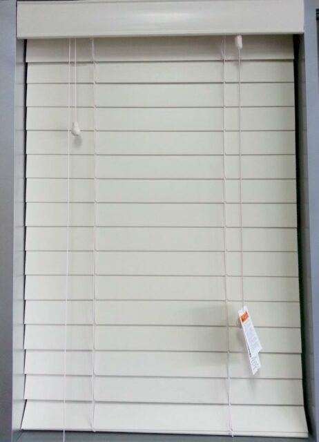 Alabaster Shutter look PVC Venetien Blind 63mm Alabaster Shutter look PVC Venetien Blind 63mm