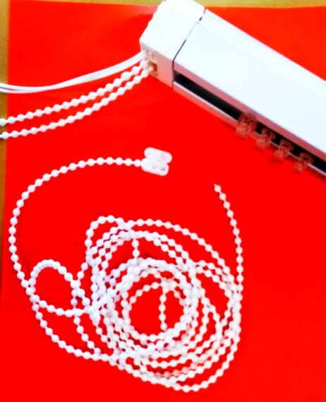 Vertical Blind Turning Rotation Chain Double Ball 2.4 Metres Vertical Blind Turning Rotation Chain Double Ball 2.4 Metres